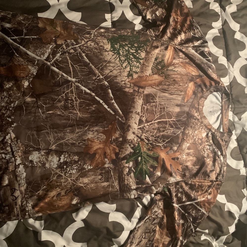 Real tree performance shirt